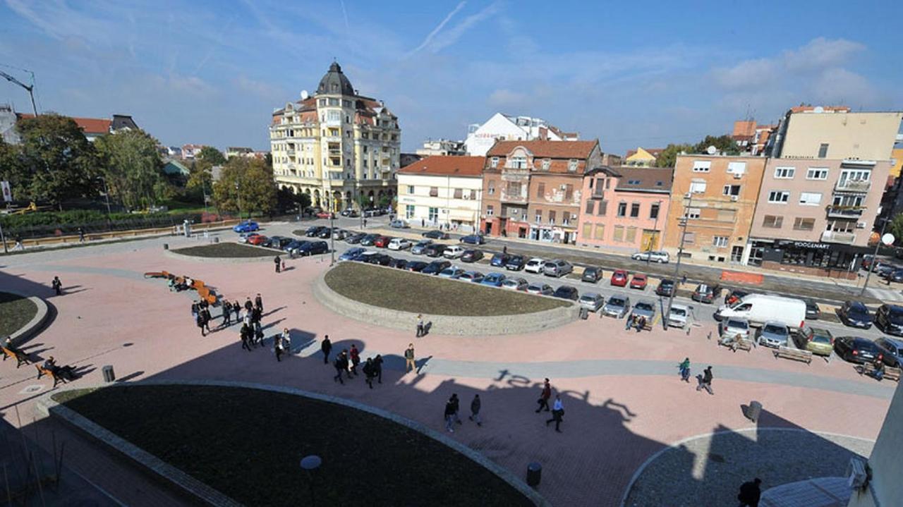 Centar Novi Sad-Studio No. 2 外观 照片